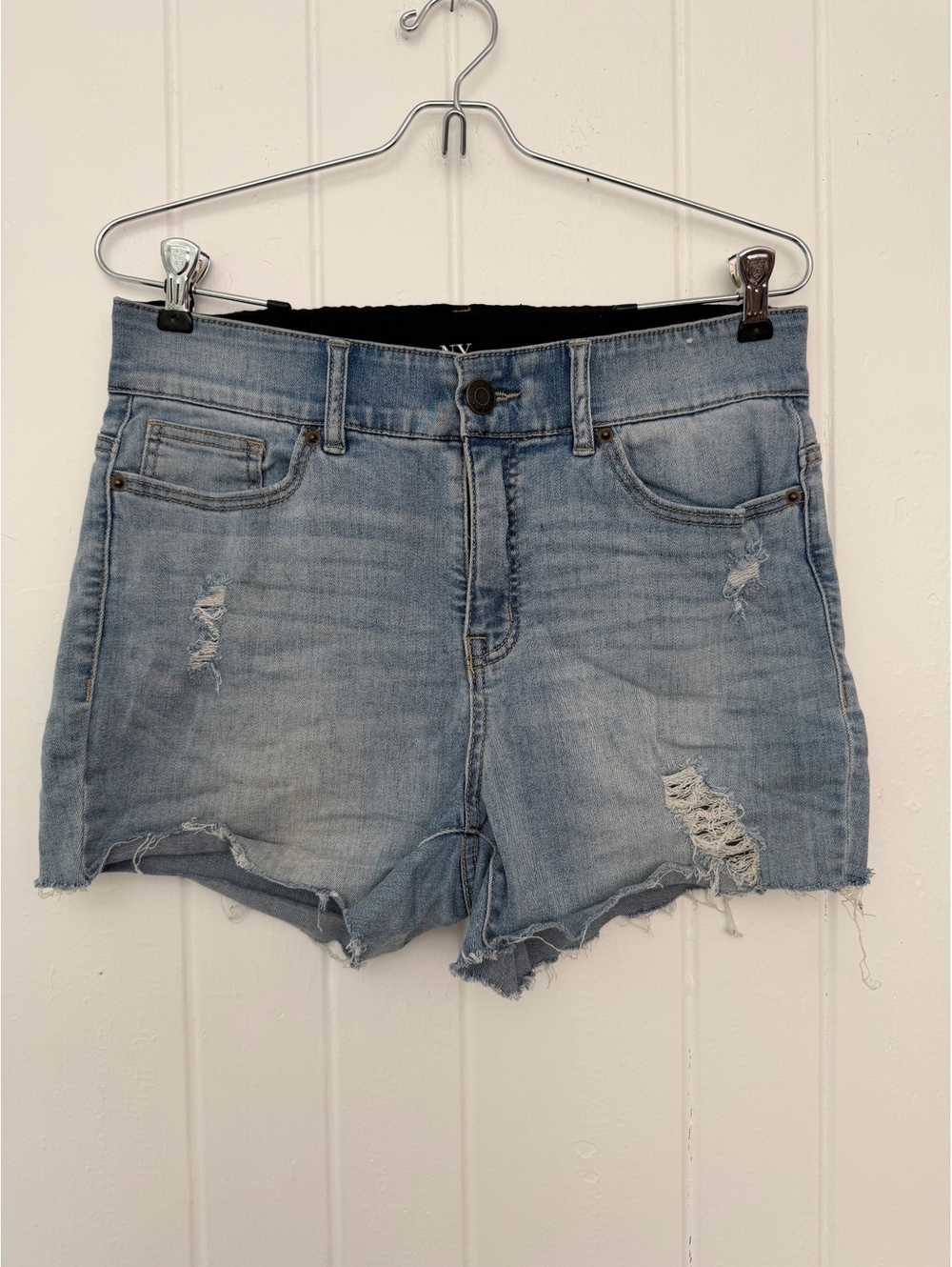 NY&C Curvy Sculpting Light Wash Denim Shorts Size 12 with Distressed Details